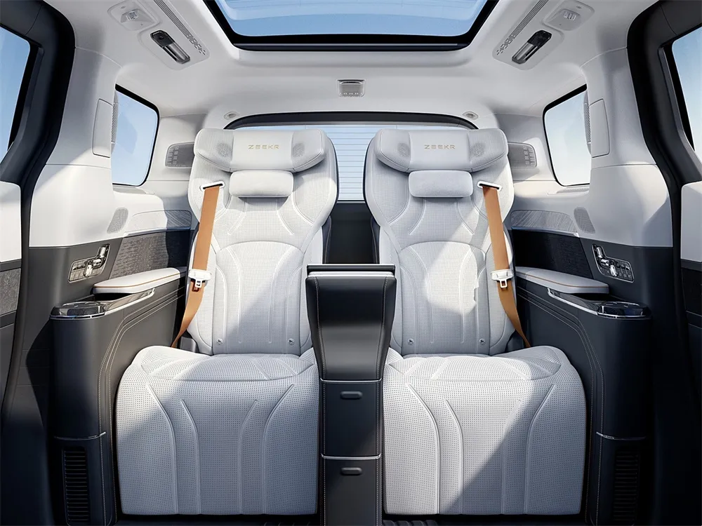 Zeekr 009,autocango,china used car exporter,china ev exporter,chinese used car exporter,chinese used ev exporter