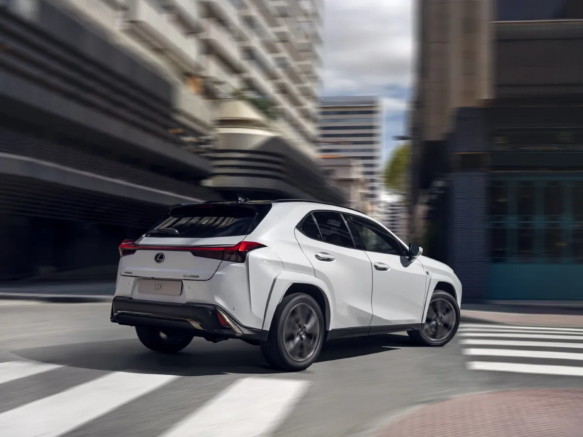 Lexus UX,autocango,china used car exporter,china ev exporter,chinese used car exporter,chinese used ev exporter