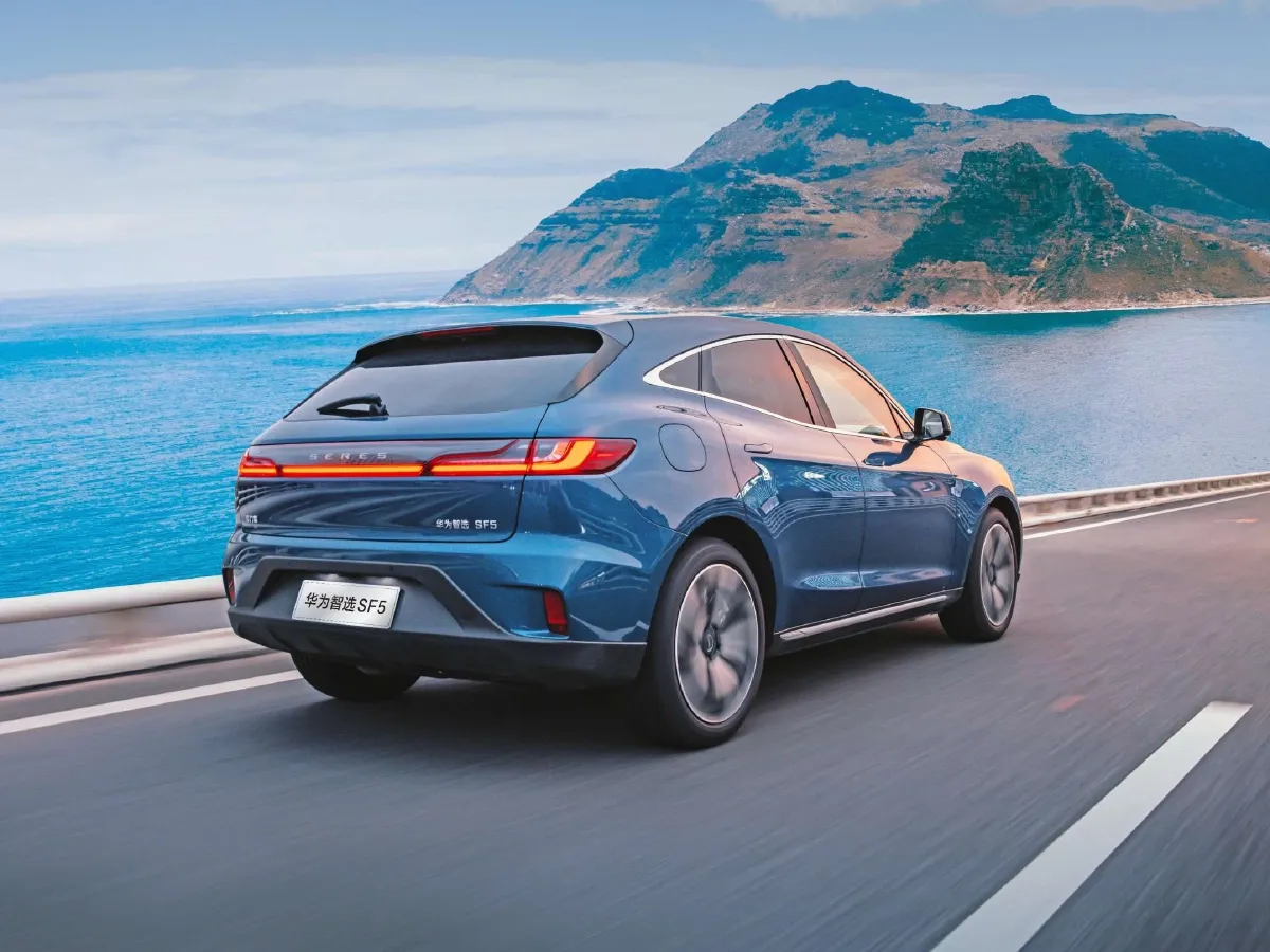 SERES SF5,autocango,china used car exporter,china ev exporter,chinese used car exporter,chinese used ev exporter