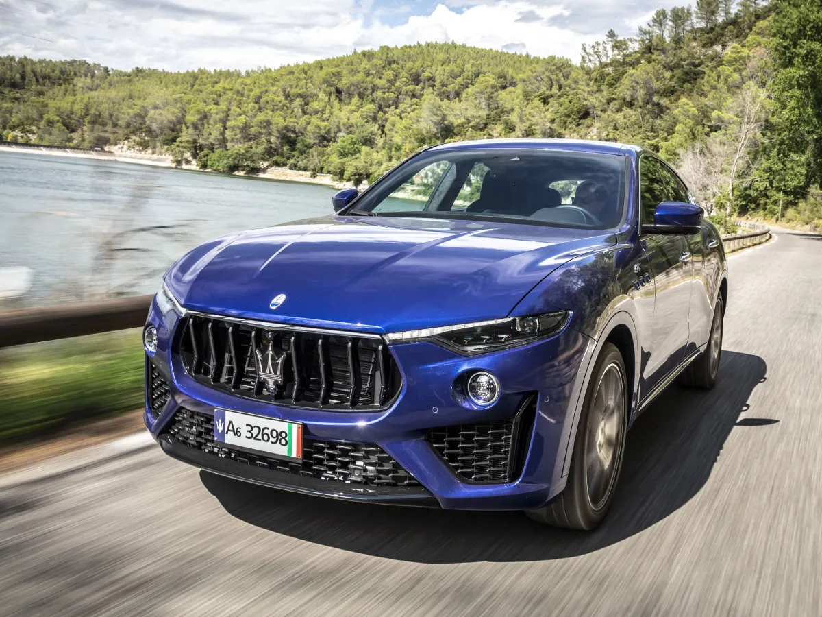 Maserati Levante,autocango,china used car exporter,china ev exporter,chinese used car exporter,chinese used ev exporter