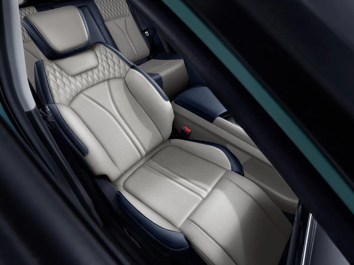 DongFeng Aeolus HaoJi,autocango,china used car exporter,china ev exporter,chinese used car exporter,chinese used ev exporter