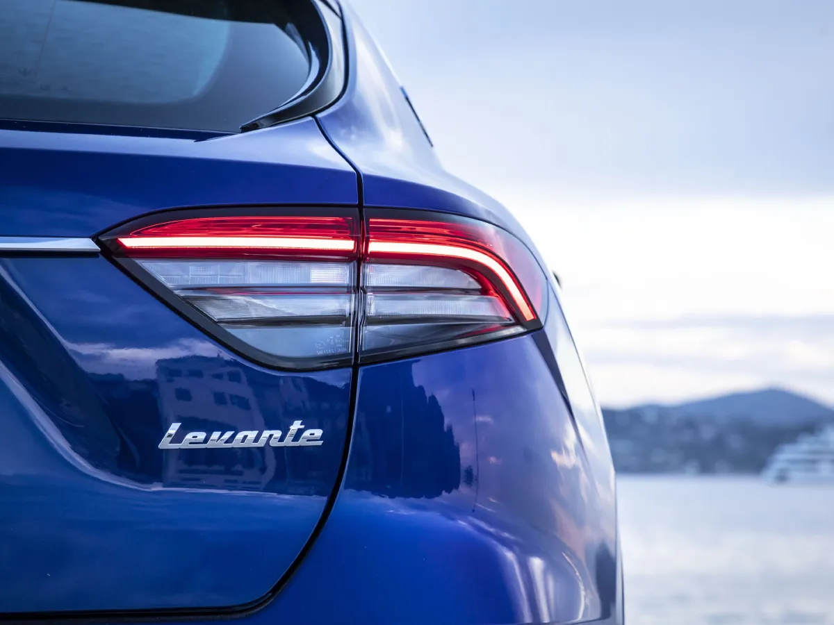 Maserati Levante,autocango,china used car exporter,china ev exporter,chinese used car exporter,chinese used ev exporter