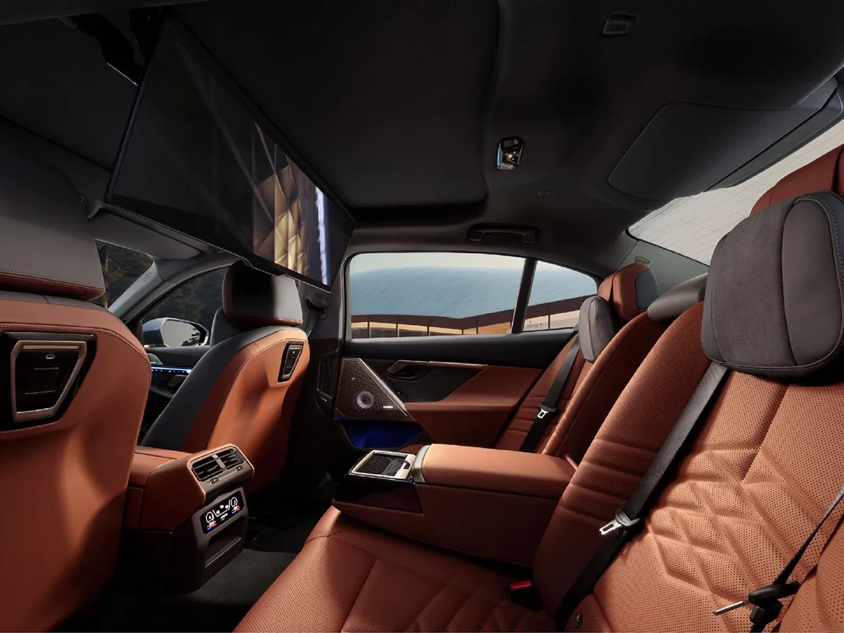 BMW i5,autocango,china used car exporter,china ev exporter,chinese used car exporter,chinese used ev exporter