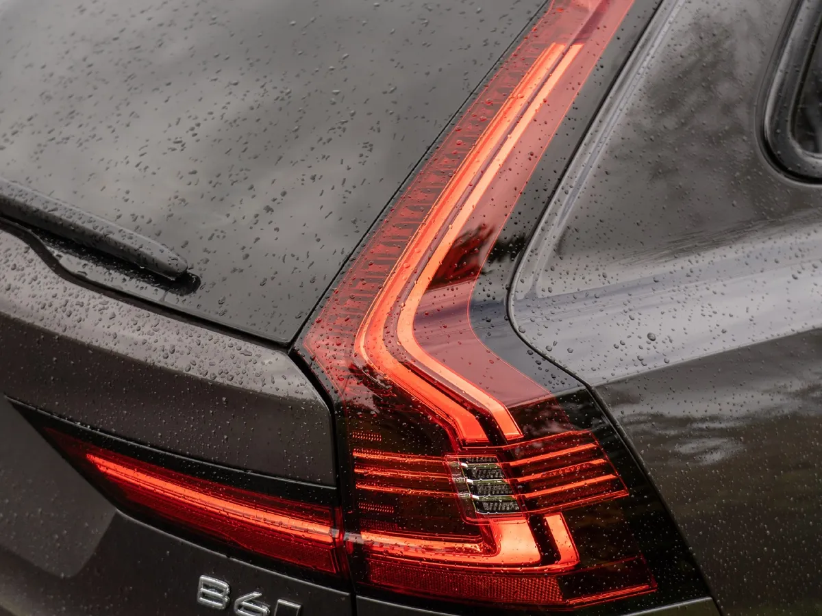 Volvo V90,autocango,china used car exporter,china ev exporter,chinese used car exporter,chinese used ev exporter