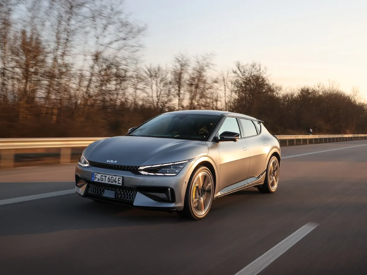 Kia EV6,autocango,china used car exporter,china ev exporter,chinese used car exporter,chinese used ev exporter