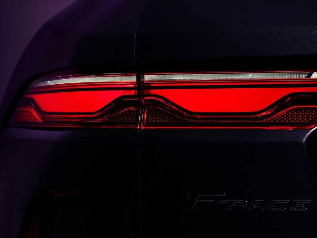 Jaguar F-PACE,autocango,china used car exporter,china ev exporter,chinese used car exporter,chinese used ev exporter