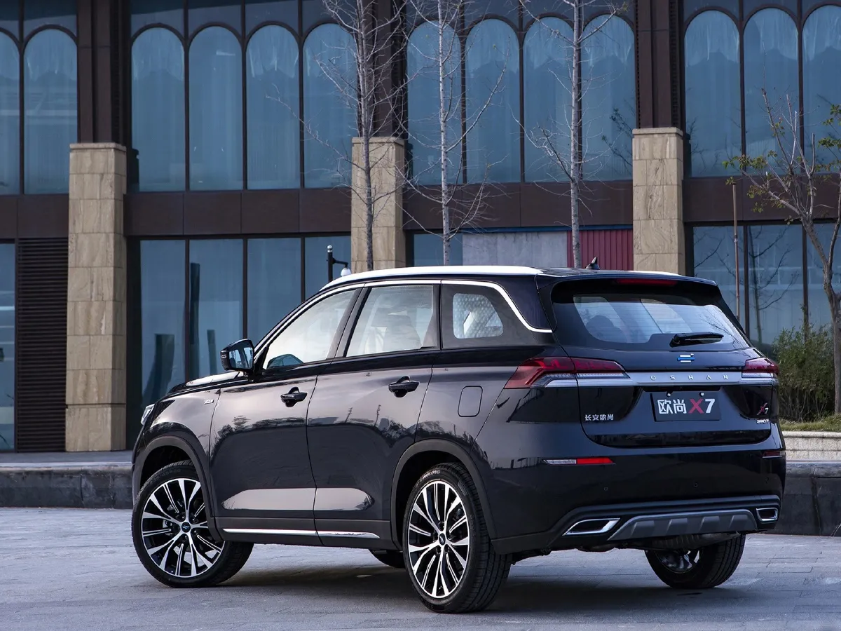 2021 ChangAn Oshan X7 1.5T 178HP L4 6MT,autocango,china used car exporter,china ev exporter,chinese used car exporter,chinese used ev exporter