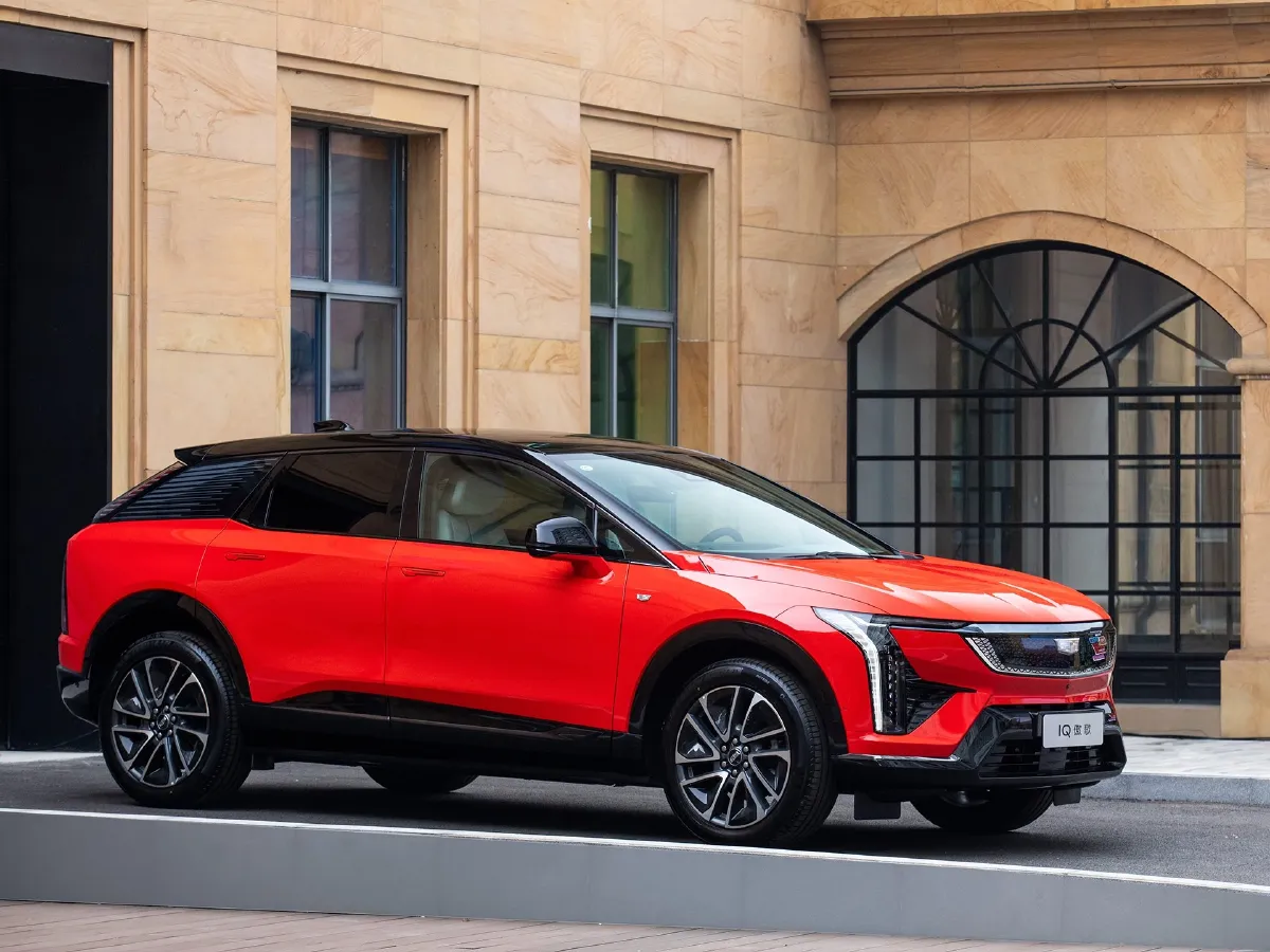 Cadillac OPTIQ,autocango,china used car exporter,china ev exporter,chinese used car exporter,chinese used ev exporter