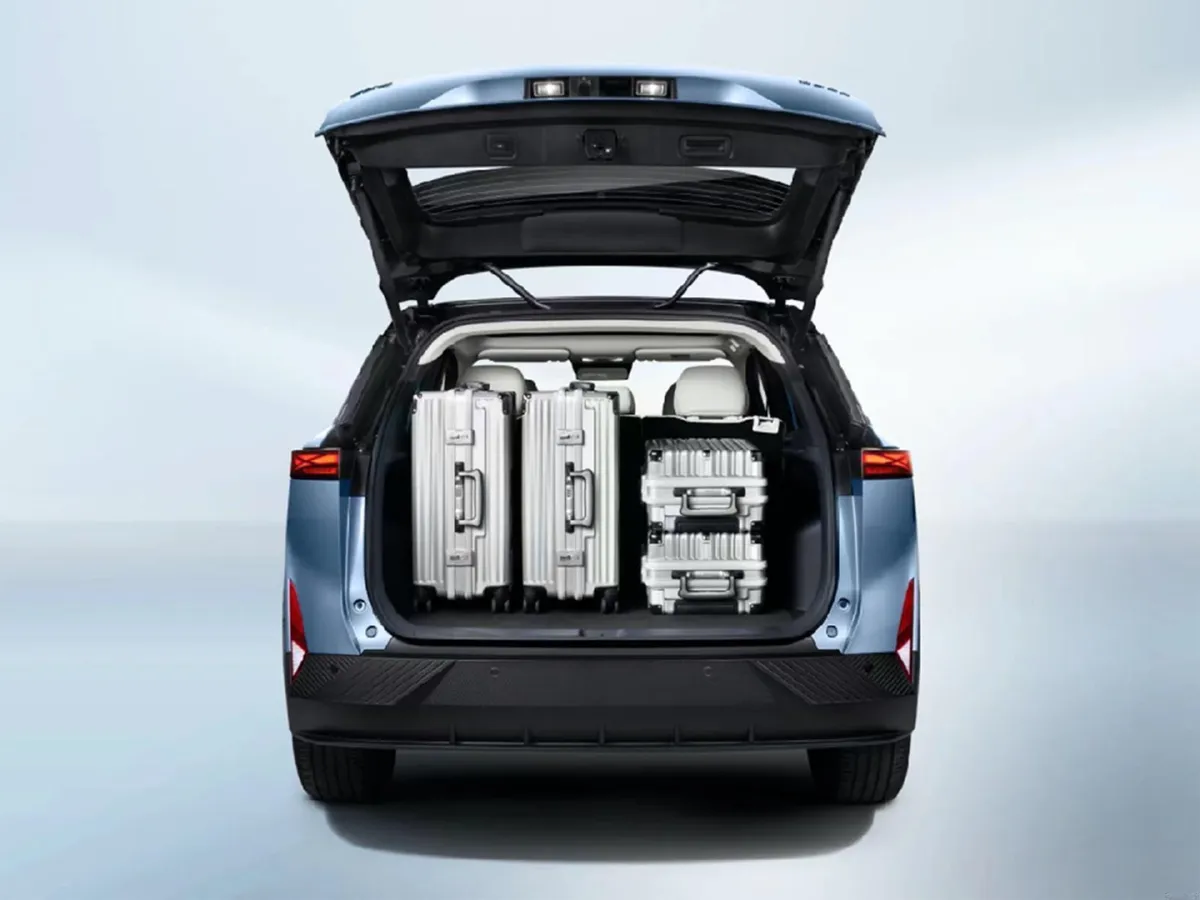 Venucia VX6,autocango,china used car exporter,china ev exporter,chinese used car exporter,chinese used ev exporter