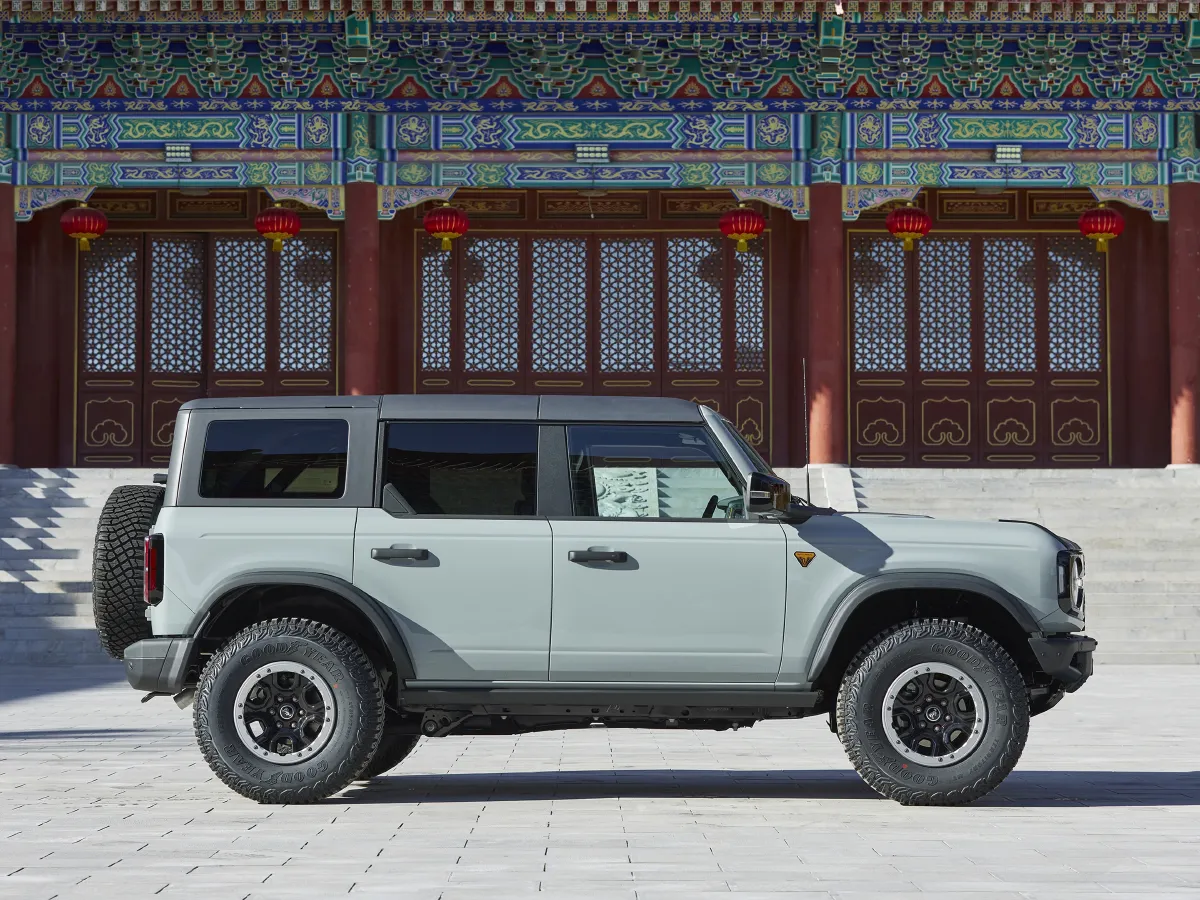 Ford Bronco,autocango,china used car exporter,china ev exporter,chinese used car exporter,chinese used ev exporter
