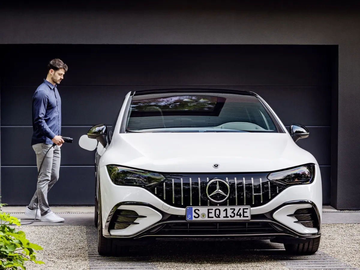 Mercedes-Benz EQE AMG,autocango,china used car exporter,china ev exporter,chinese used car exporter,chinese used ev exporter Mercedes-Benz EQE AMG,autocango,china used car exporter,china ev exporter,chinese used car exporter,chinese used ev exporter