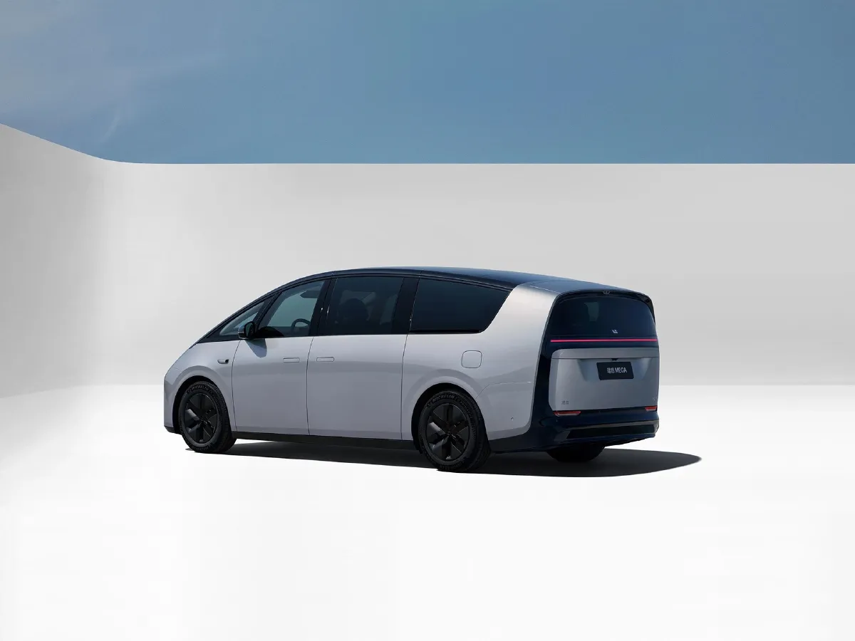 Li MEGA,autocango,china used car exporter,china ev exporter,chinese used car exporter,chinese used ev exporter