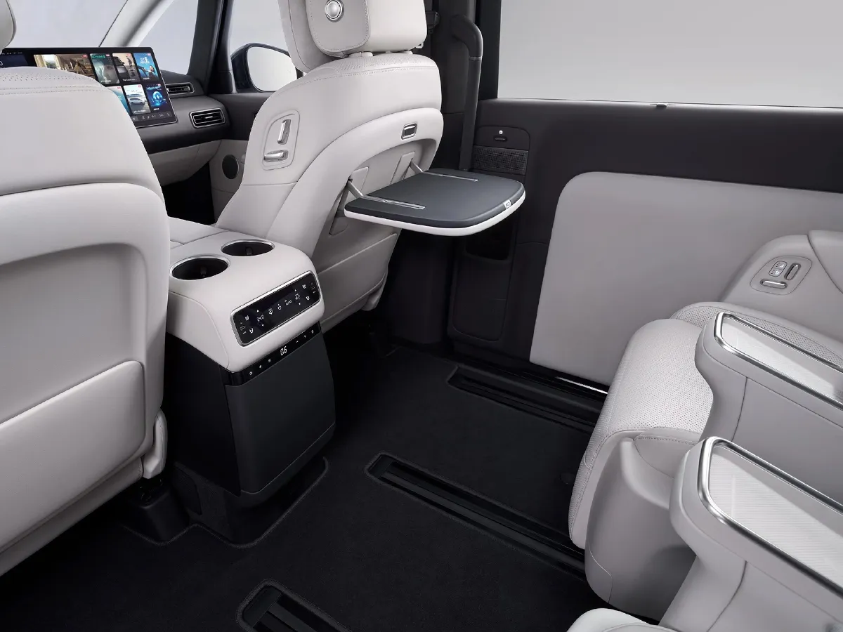 Li MEGA,autocango,china used car exporter,china ev exporter,chinese used car exporter,chinese used ev exporter