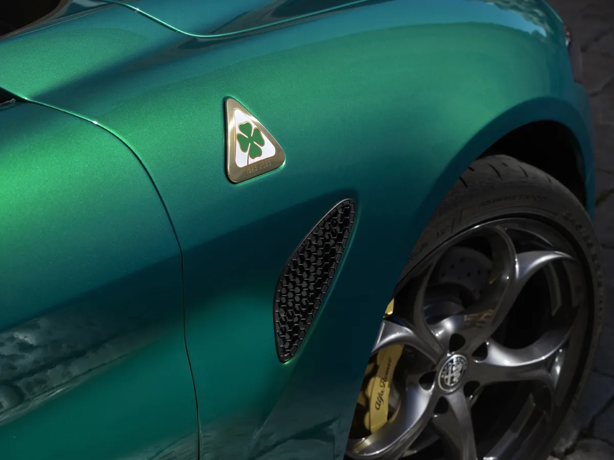 Alfa Romeo Giulia,autocango,china used car exporter,china ev exporter,chinese used car exporter,chinese used ev exporter