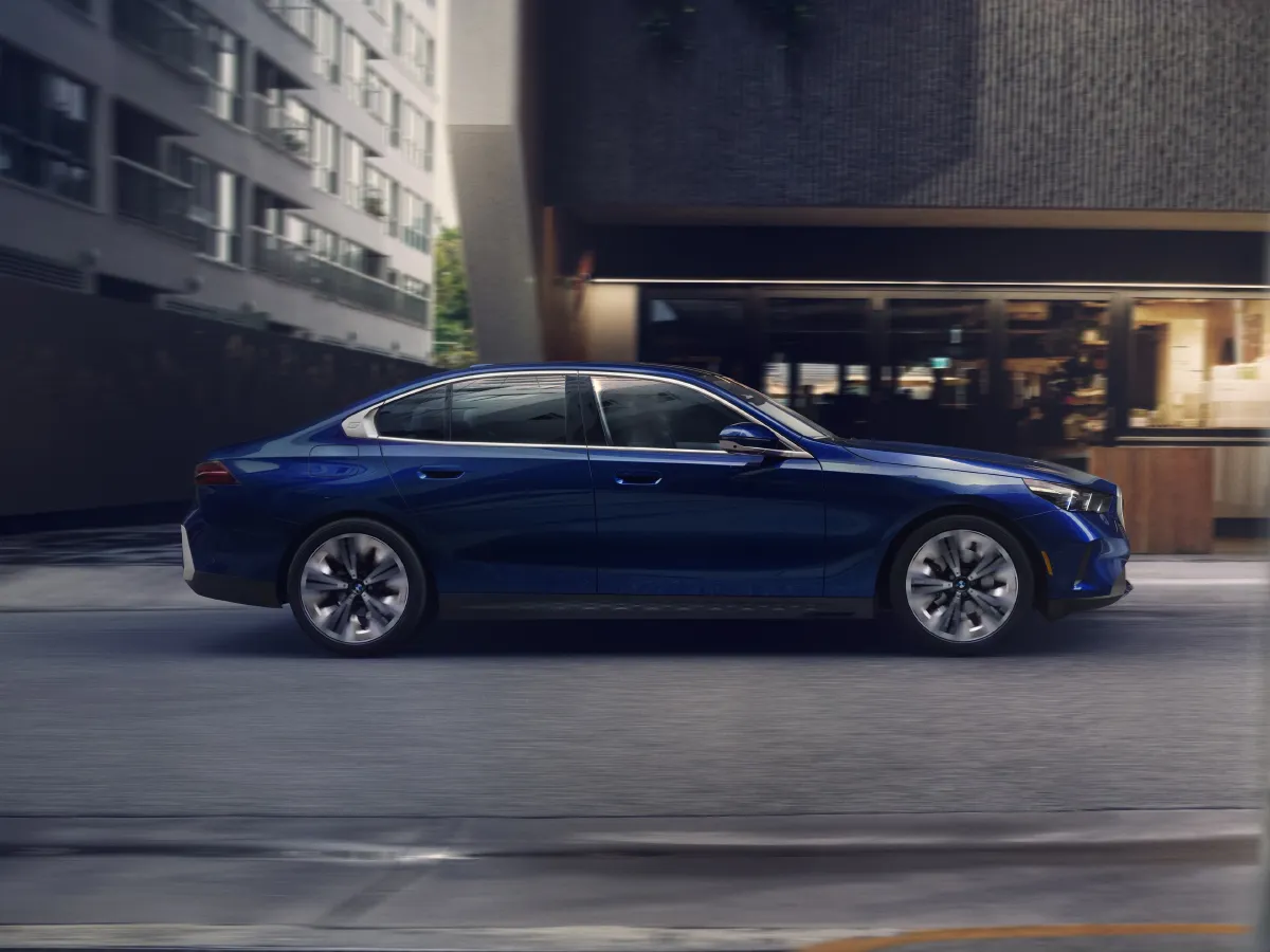 BMW 5 Series,autocango,china used car exporter,china ev exporter,chinese used car exporter,chinese used ev exporter