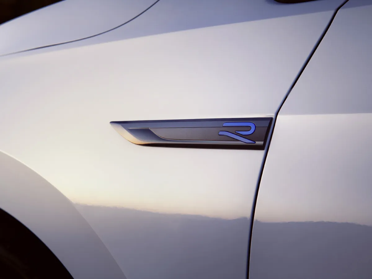 2011 Volkswagen Golf 2.0T 256HP L4 6DCT,autocango,china used car exporter,china ev exporter,chinese used car exporter,chinese used ev exporter