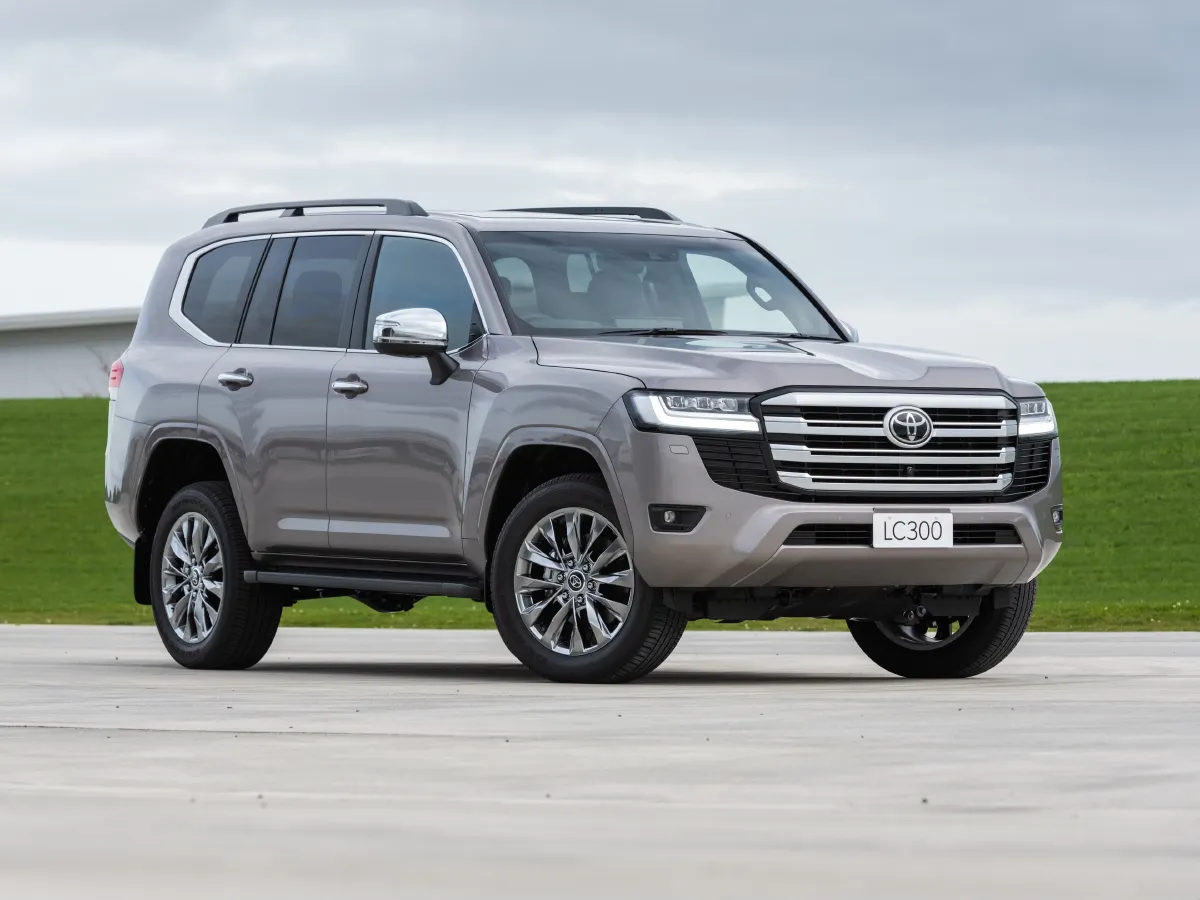 Toyota Land Cruiser,autocango,china used car exporter,china ev exporter,chinese used car exporter,chinese used ev exporter