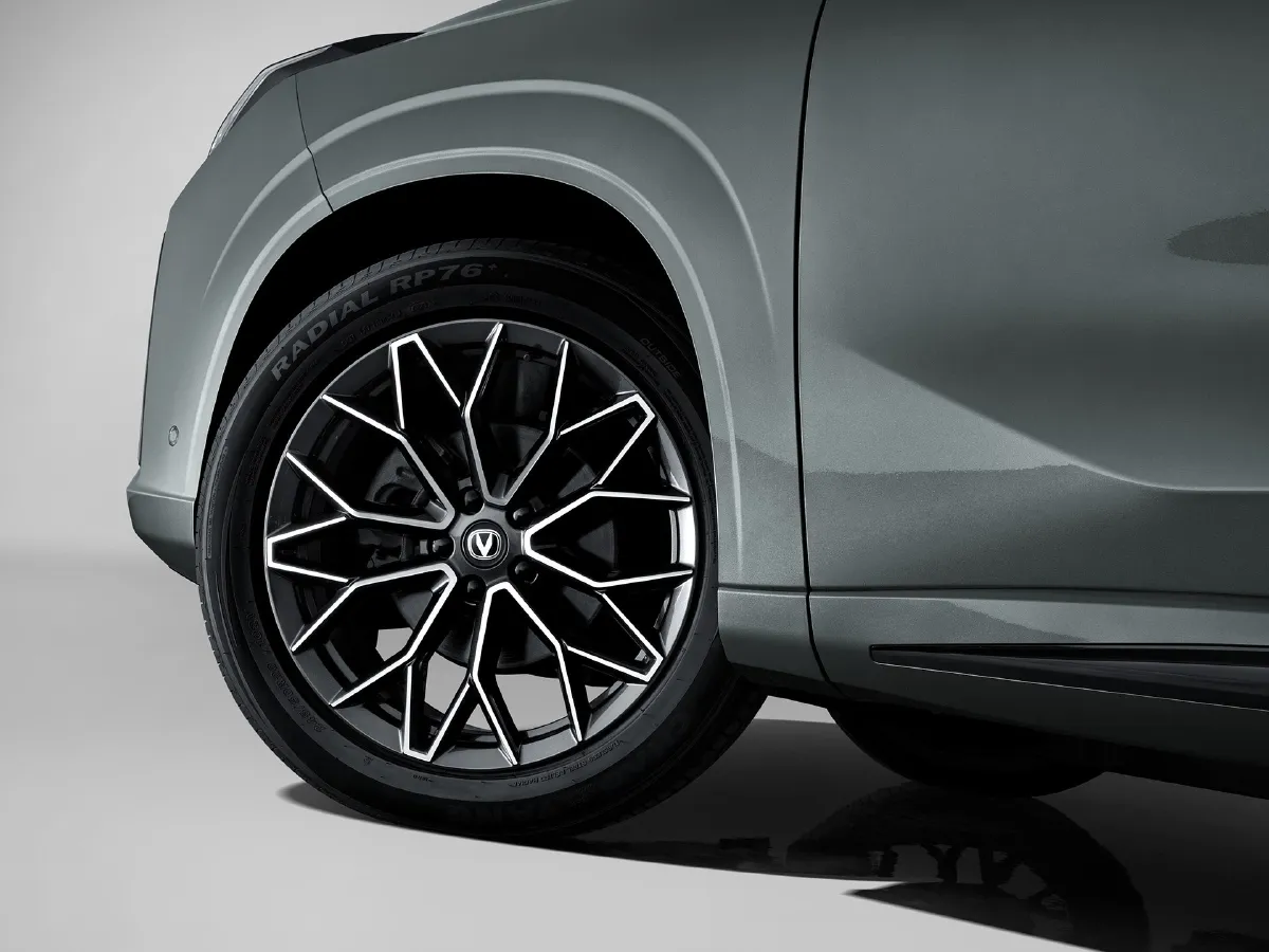 ChangAn UNI-Z,autocango,china used car exporter,china ev exporter,chinese used car exporter,chinese used ev exporter