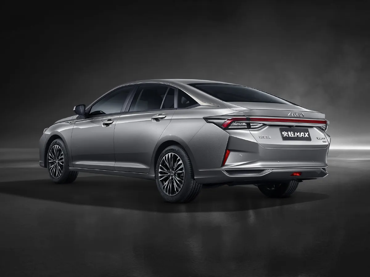 DongFeng Aeolus YiXuan MAX,autocango,china used car exporter,china ev exporter,chinese used car exporter,chinese used ev exporter