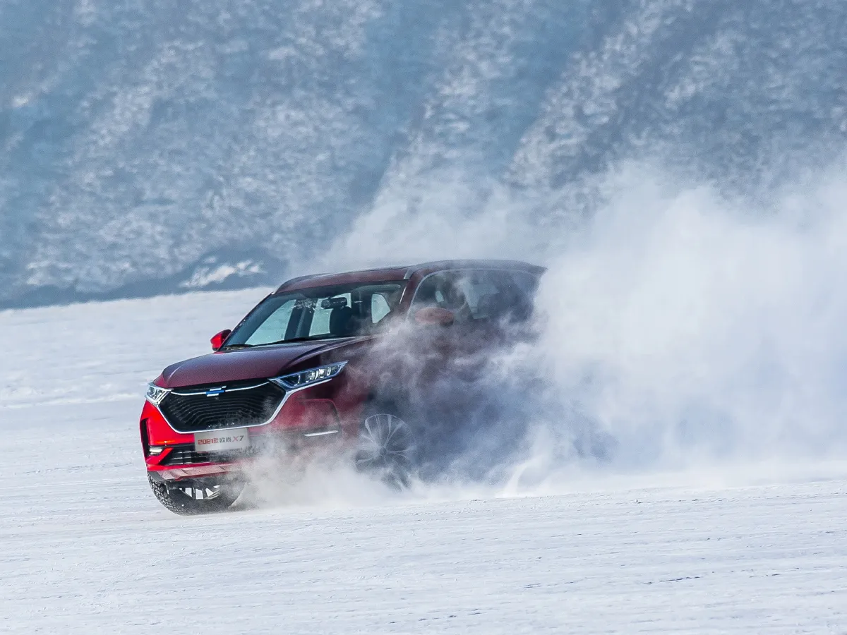 2021 ChangAn Oshan X7 1.5T 178HP L4 6MT,autocango,china used car exporter,china ev exporter,chinese used car exporter,chinese used ev exporter