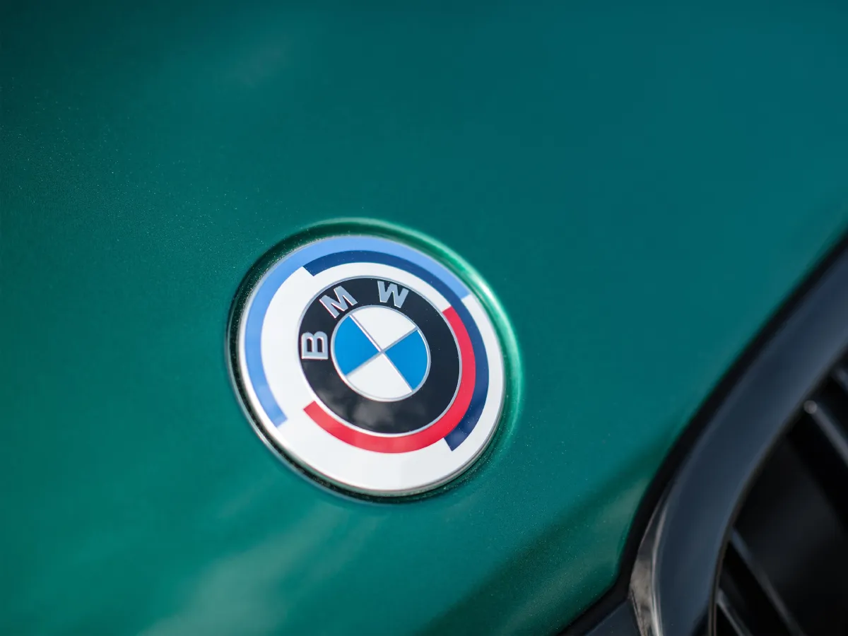 BMW M8,autocango,china used car exporter,china ev exporter,chinese used car exporter,chinese used ev exporter