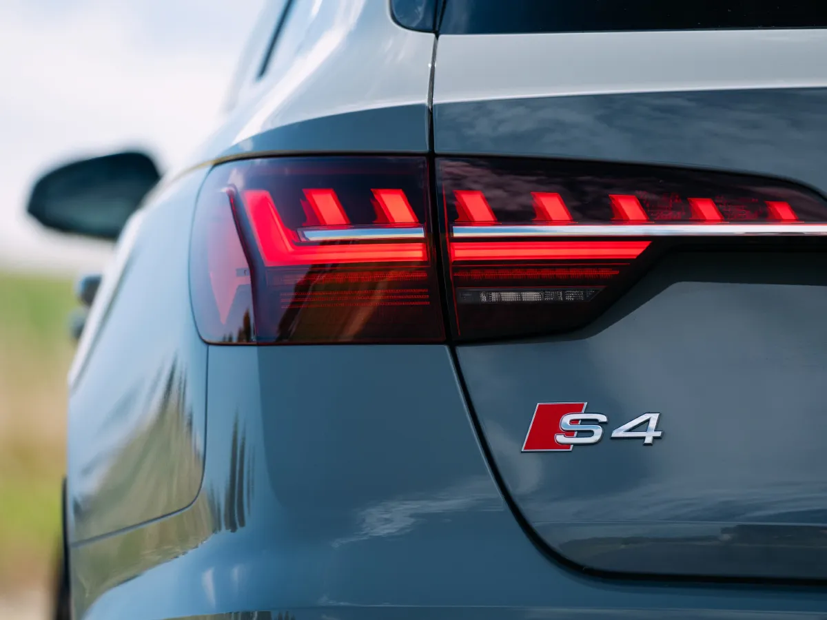 Audi S4,autocango,china used car exporter,china ev exporter,chinese used car exporter,chinese used ev exporter