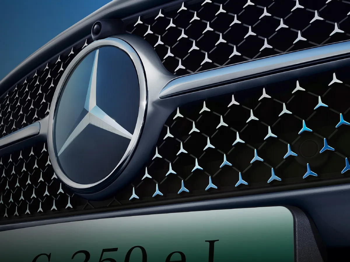 Mercedes-Benz C Class,autocango,china used car exporter,china ev exporter,chinese used car exporter,chinese used ev exporter