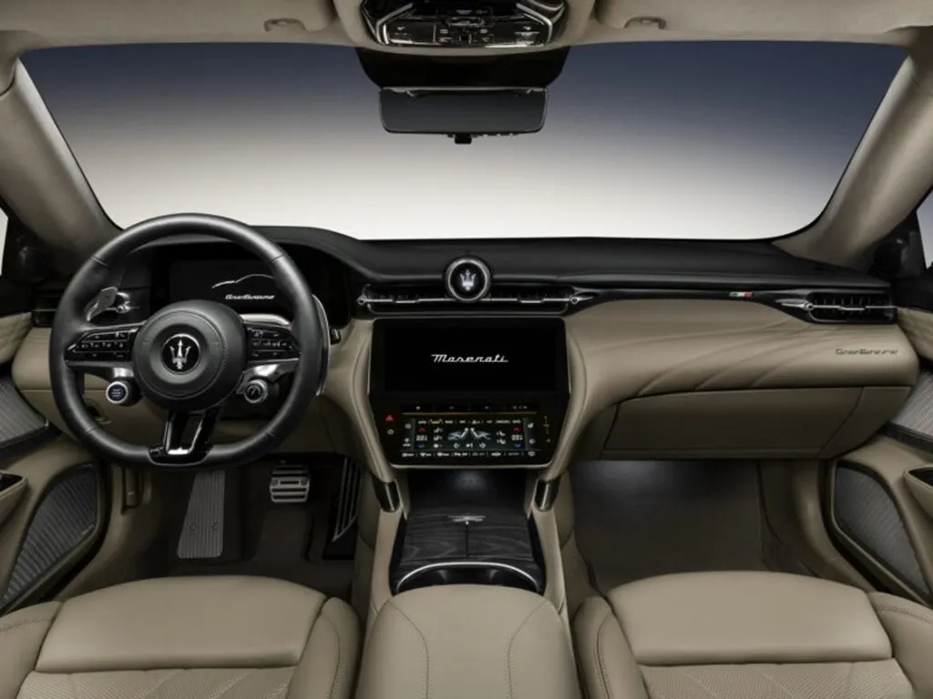 Maserati GranTurismo,autocango,china used car exporter,china ev exporter,chinese used car exporter,chinese used ev exporter Maserati GranTurismo,autocango,china used car exporter,china ev exporter,chinese used car exporter,chinese used ev exporter