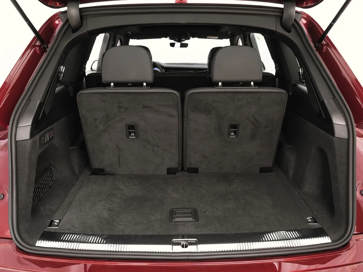 Audi Q7,autocango,china used car exporter,china ev exporter,chinese used car exporter,chinese used ev exporter