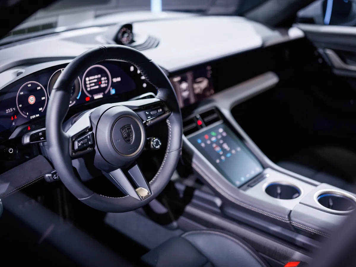 Porsche Taycan,autocango,china used car exporter,china ev exporter,chinese used car exporter,chinese used ev exporter Porsche Taycan,autocango,china used car exporter,china ev exporter,chinese used car exporter,chinese used ev exporter