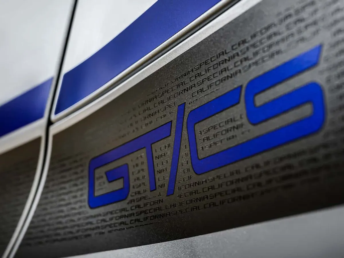 Ford Mustang,autocango,china used car exporter,china ev exporter,chinese used car exporter,chinese used ev exporter