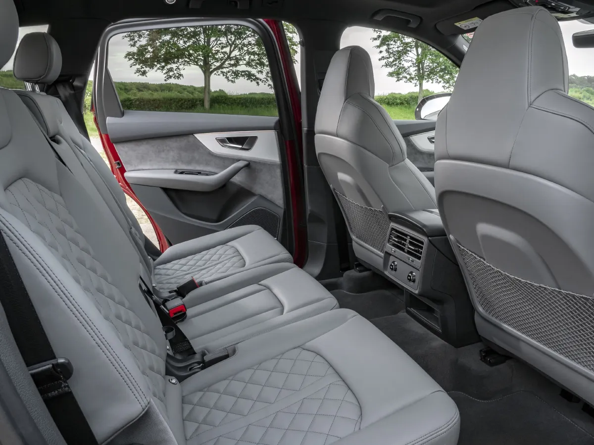 Audi SQ7,autocango,china used car exporter,china ev exporter,chinese used car exporter,chinese used ev exporter