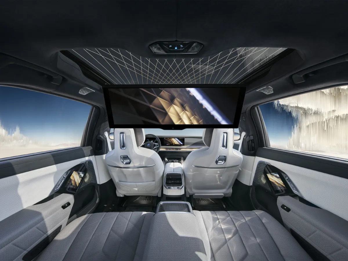 BMW i7,autocango,china used car exporter,china ev exporter,chinese used car exporter,chinese used ev exporter