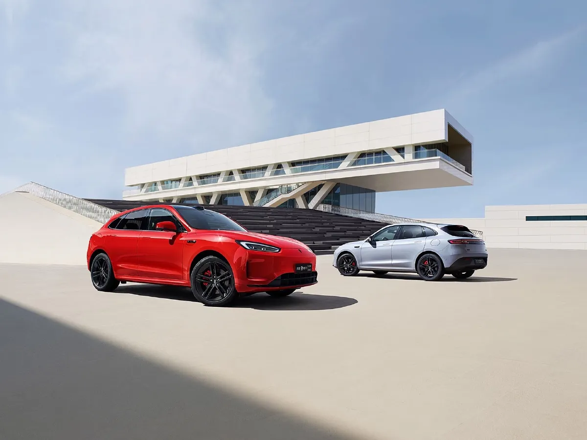 AITO AITO M5,autocango,china used car exporter,china ev exporter,chinese used car exporter,chinese used ev exporter