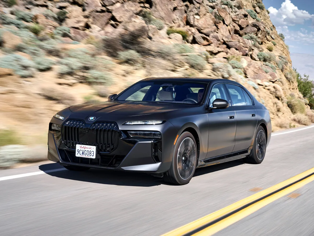 BMW i7,autocango,china used car exporter,china ev exporter,chinese used car exporter,chinese used ev exporter