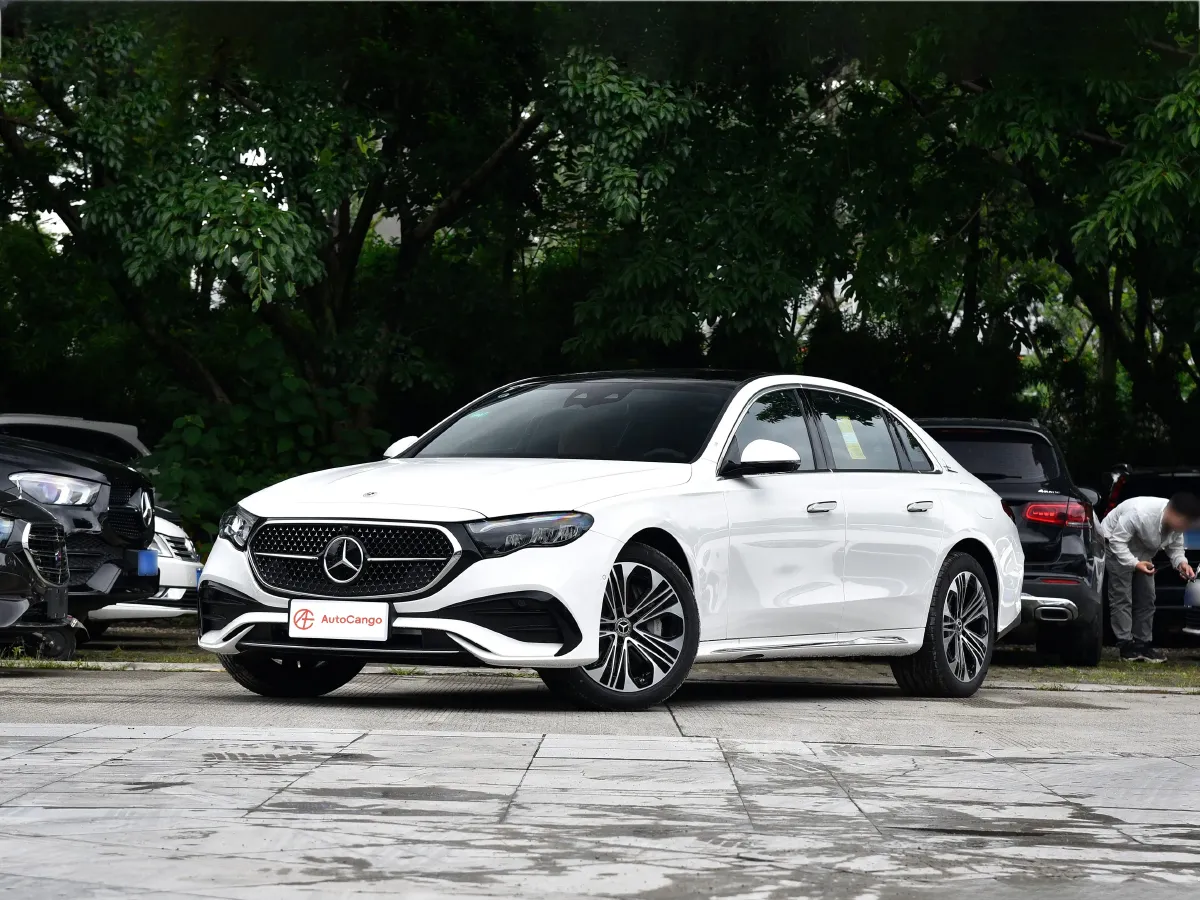 Mercedes-Benz E Class,autocango,china used car exporter,china ev exporter,chinese used car exporter,chinese used ev exporter