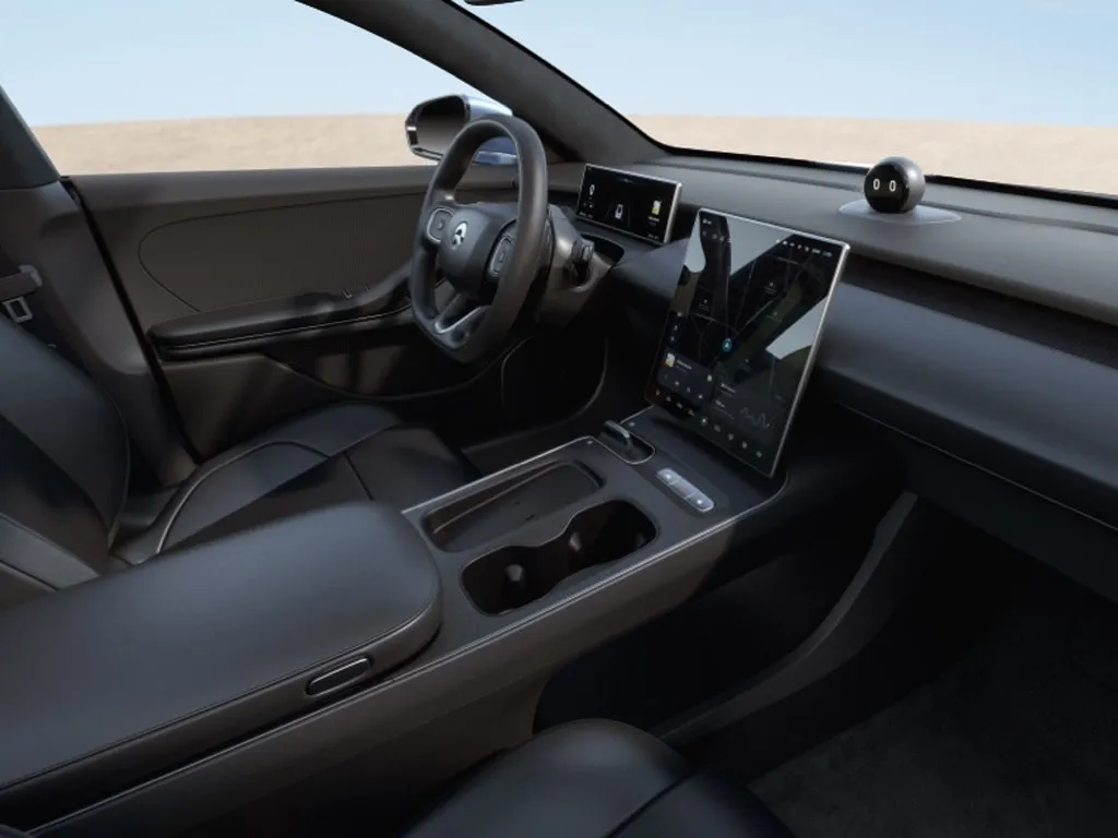 NIO ET5,autocango,china used car exporter,china ev exporter,chinese used car exporter,chinese used ev exporter