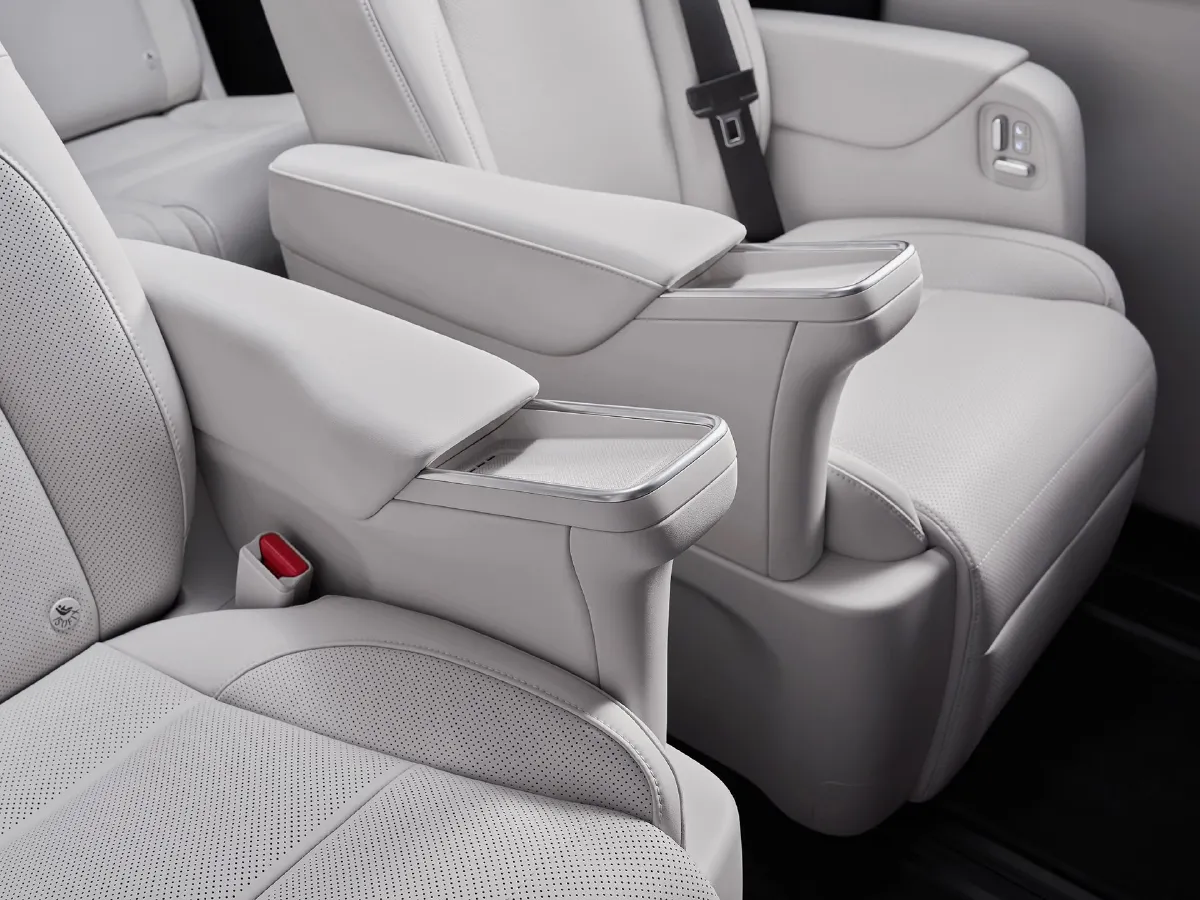 Li MEGA,autocango,china used car exporter,china ev exporter,chinese used car exporter,chinese used ev exporter