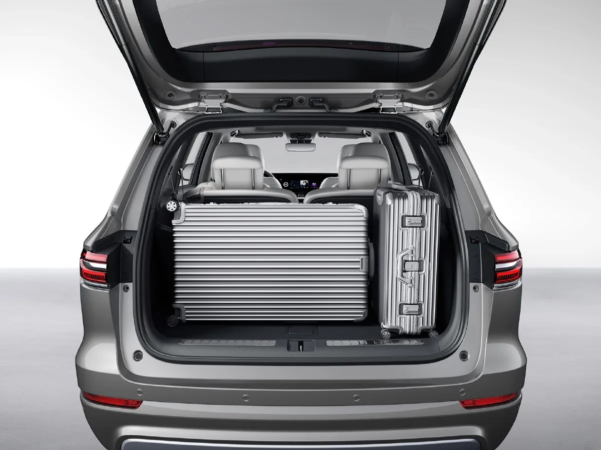 Li ONE,autocango,china used car exporter,china ev exporter,chinese used car exporter,chinese used ev exporter