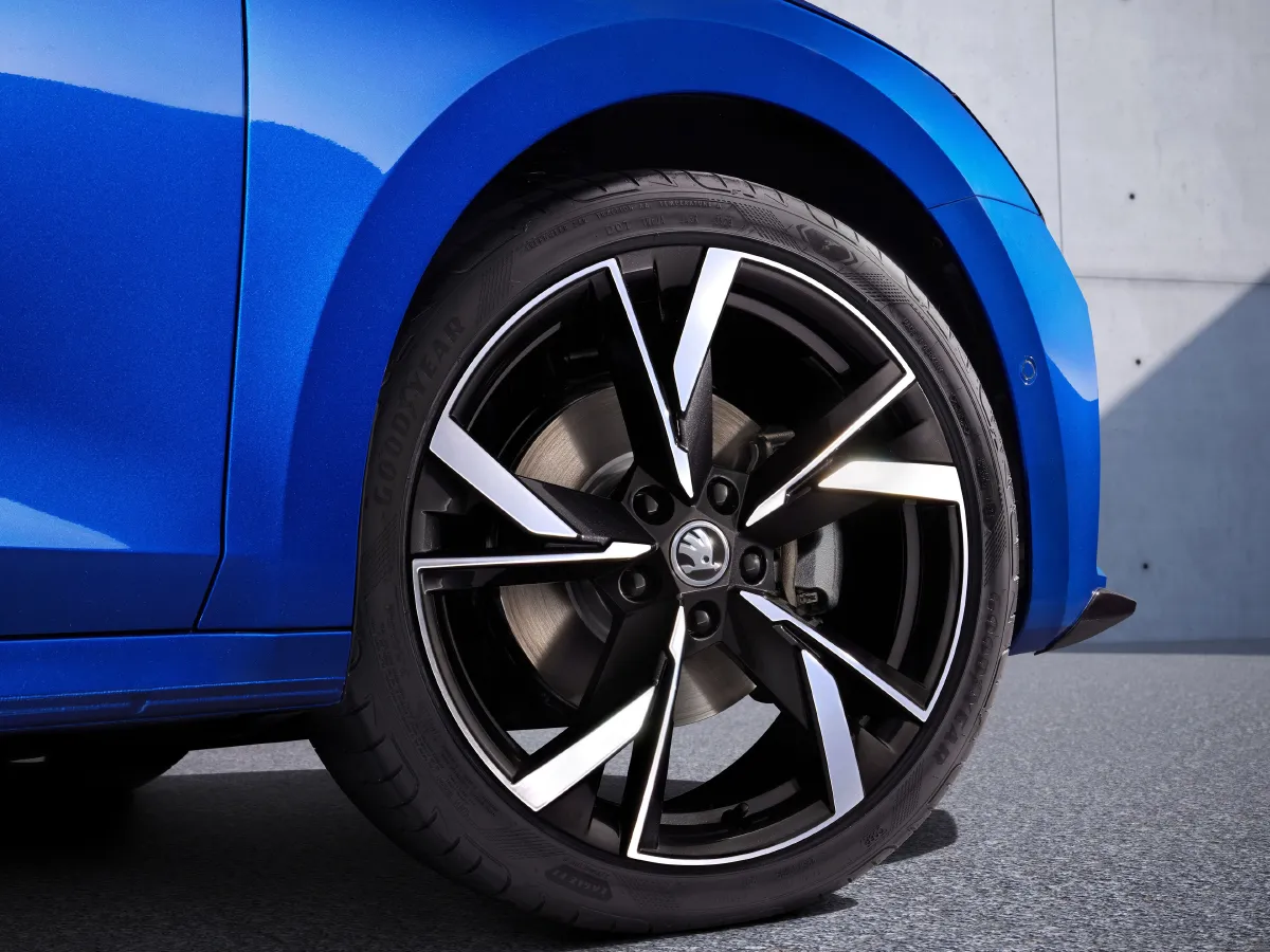 Skoda Octavia,autocango,china used car exporter,china ev exporter,chinese used car exporter,chinese used ev exporter