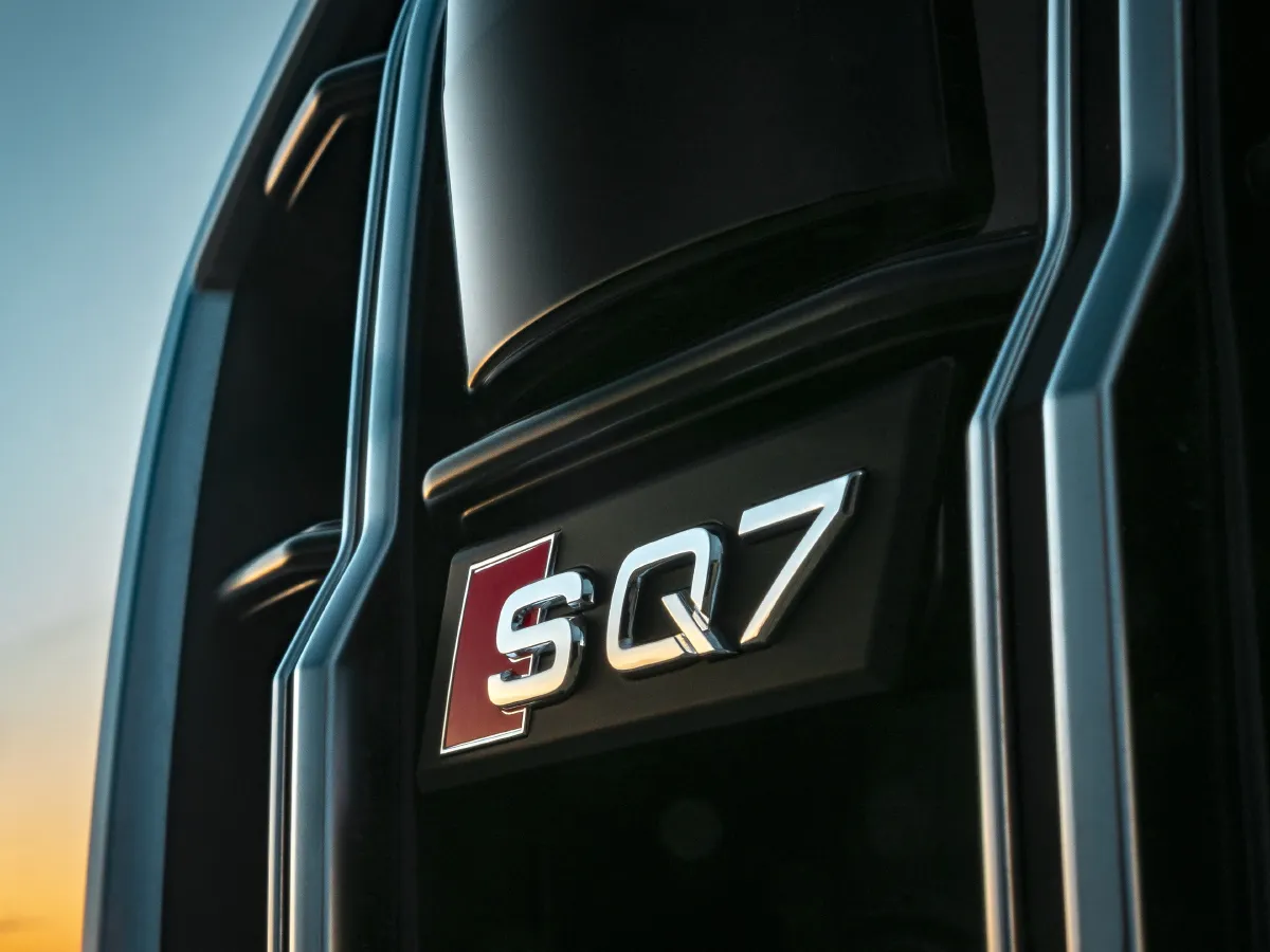 Audi SQ7,autocango,china used car exporter,china ev exporter,chinese used car exporter,chinese used ev exporter