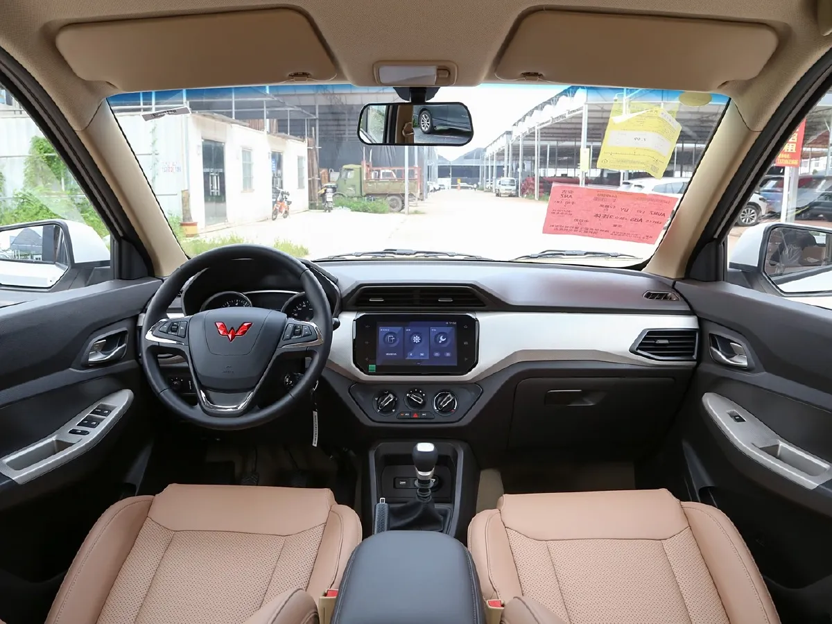 WuLing HongGuang,autocango,china used car exporter,china ev exporter,chinese used car exporter,chinese used ev exporter