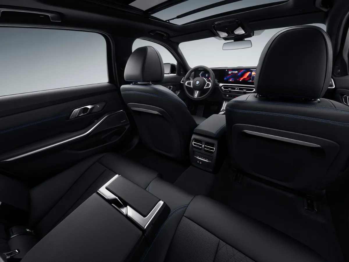 BMW 3 Series,autocango,china used car exporter,china ev exporter,chinese used car exporter,chinese used ev exporter