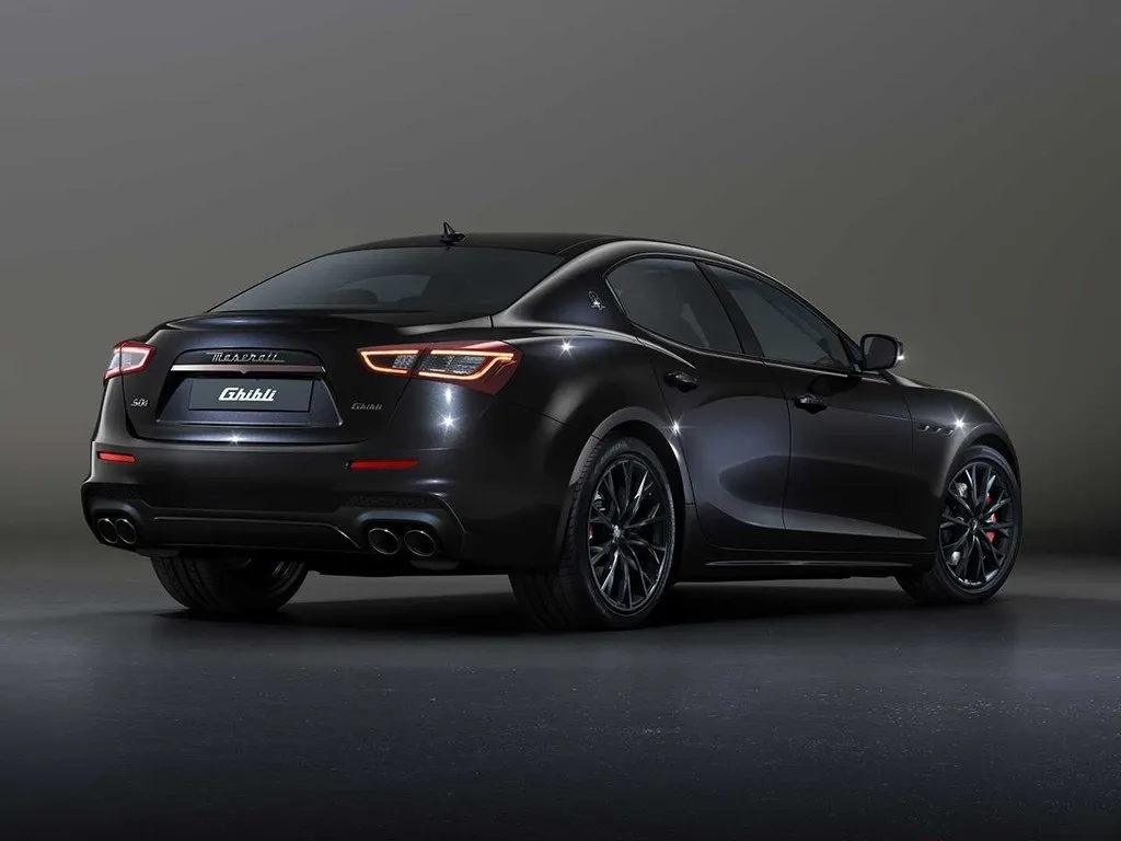 Maserati Ghibli,autocango,china used car exporter,china ev exporter,chinese used car exporter,chinese used ev exporter