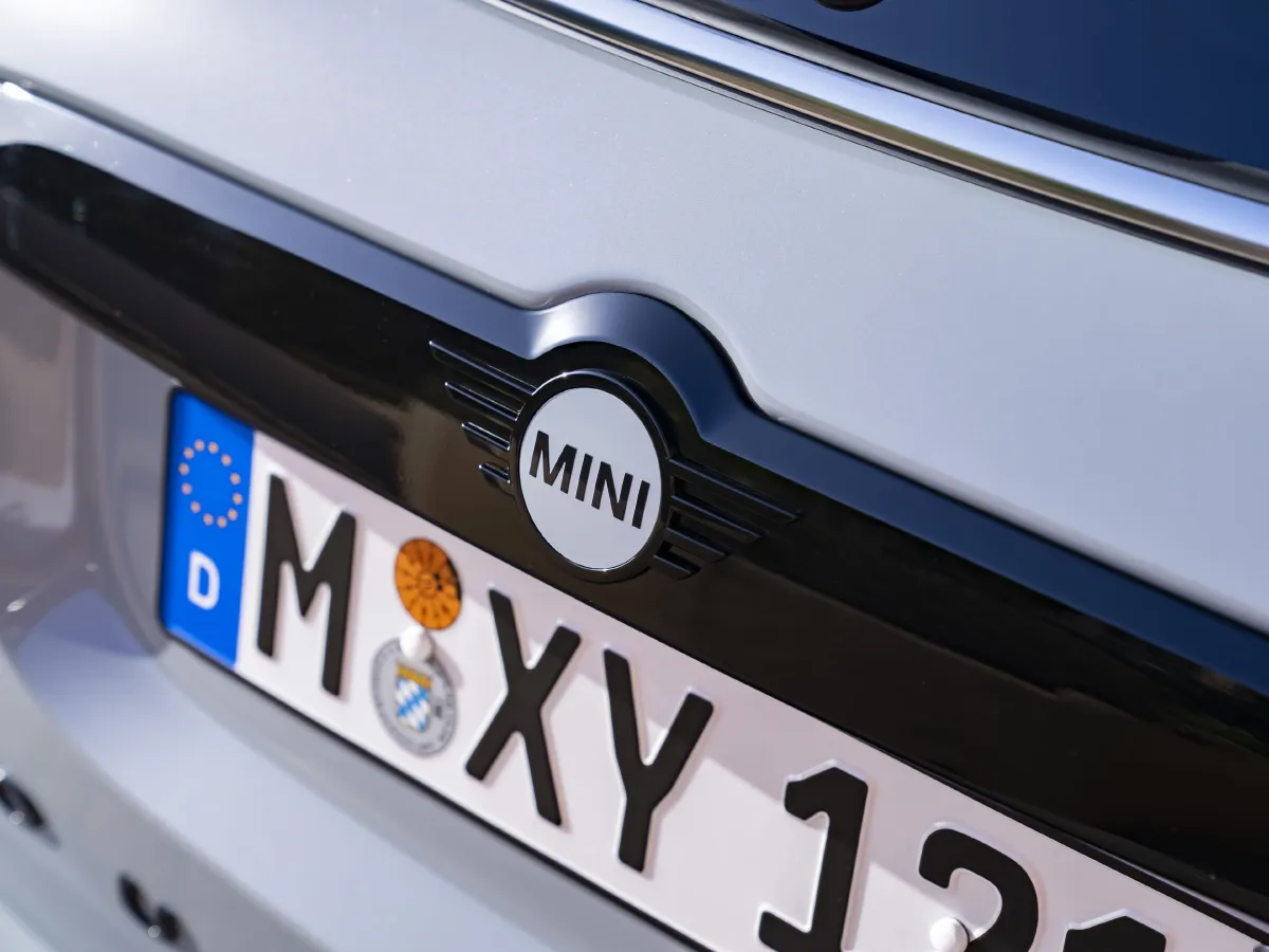 MINI COUNTRYMAN,autocango,china used car exporter,china ev exporter,chinese used car exporter,chinese used ev exporter