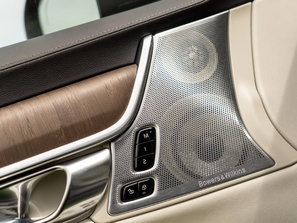 Volvo V90,autocango,china used car exporter,china ev exporter,chinese used car exporter,chinese used ev exporter