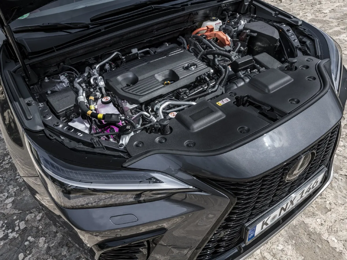 2024 Lexus NX 2.5L 185HP L4 E-CVT PHEV 16KWH,autocango,china used car exporter,china ev exporter,chinese used car exporter,chinese used ev exporter