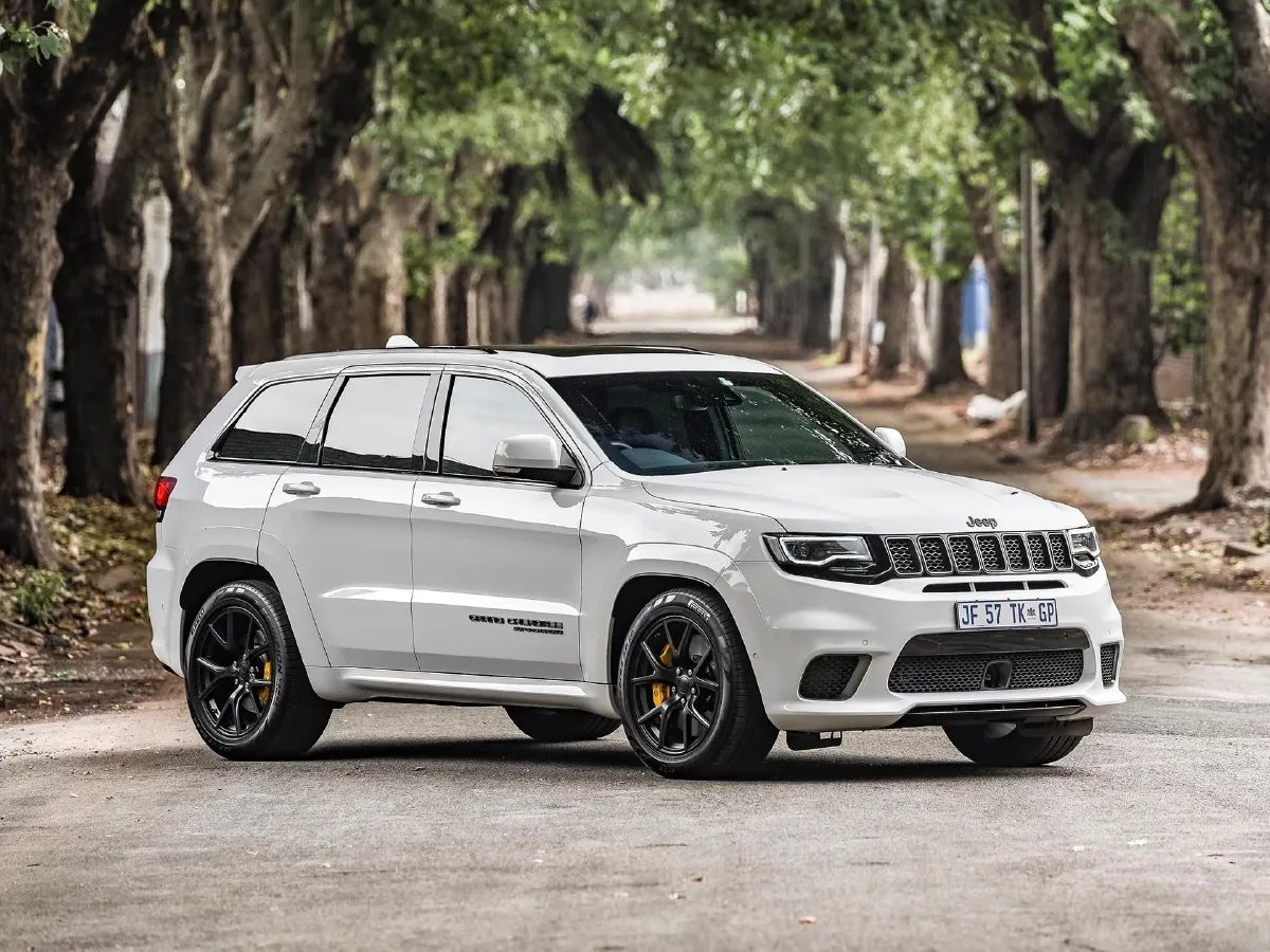 Jeep Grand Cherokee,autocango,china used car exporter,china ev exporter,chinese used car exporter,chinese used ev exporter