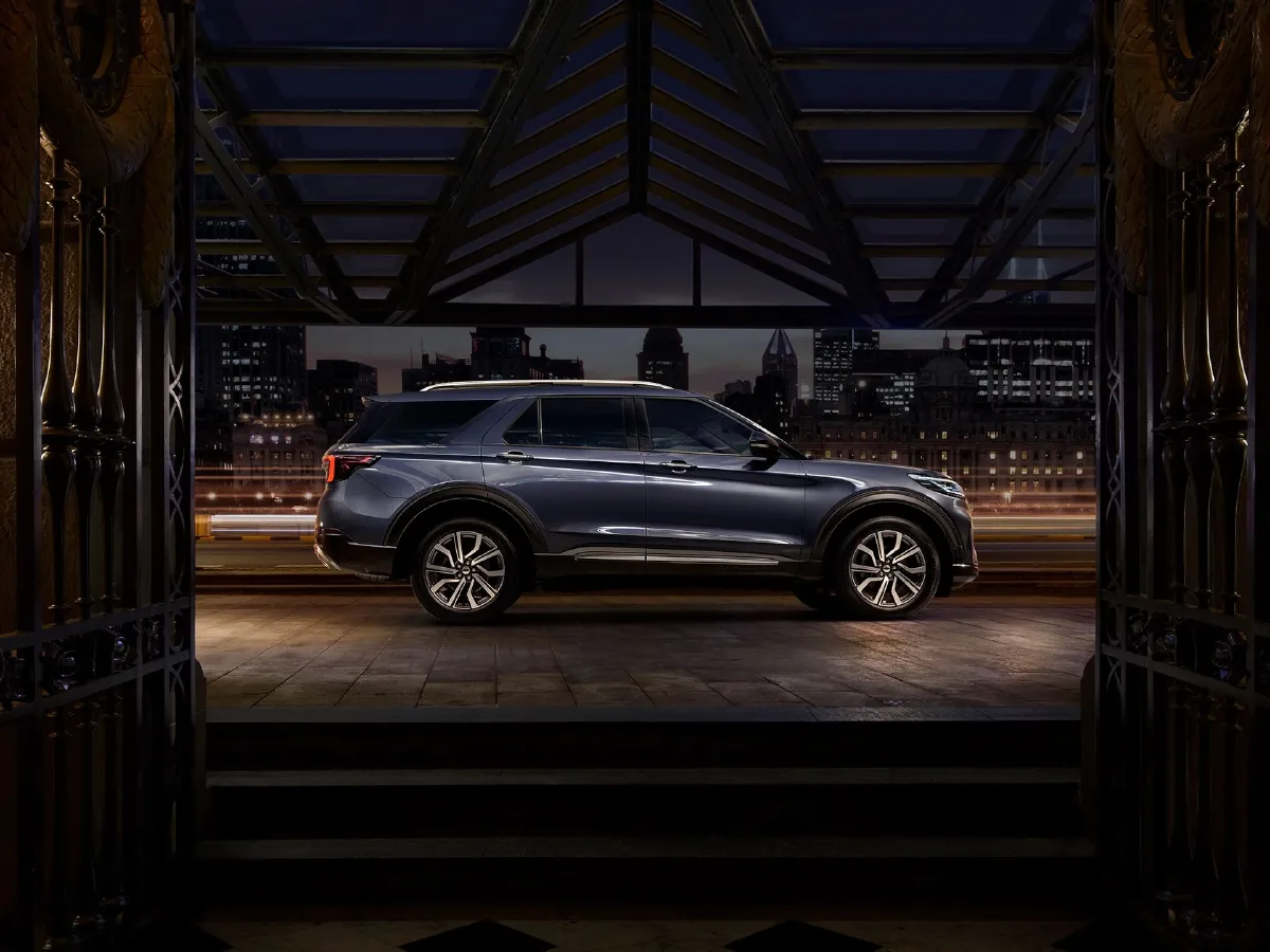 Ford Explorer,autocango,china used car exporter,china ev exporter,chinese used car exporter,chinese used ev exporter