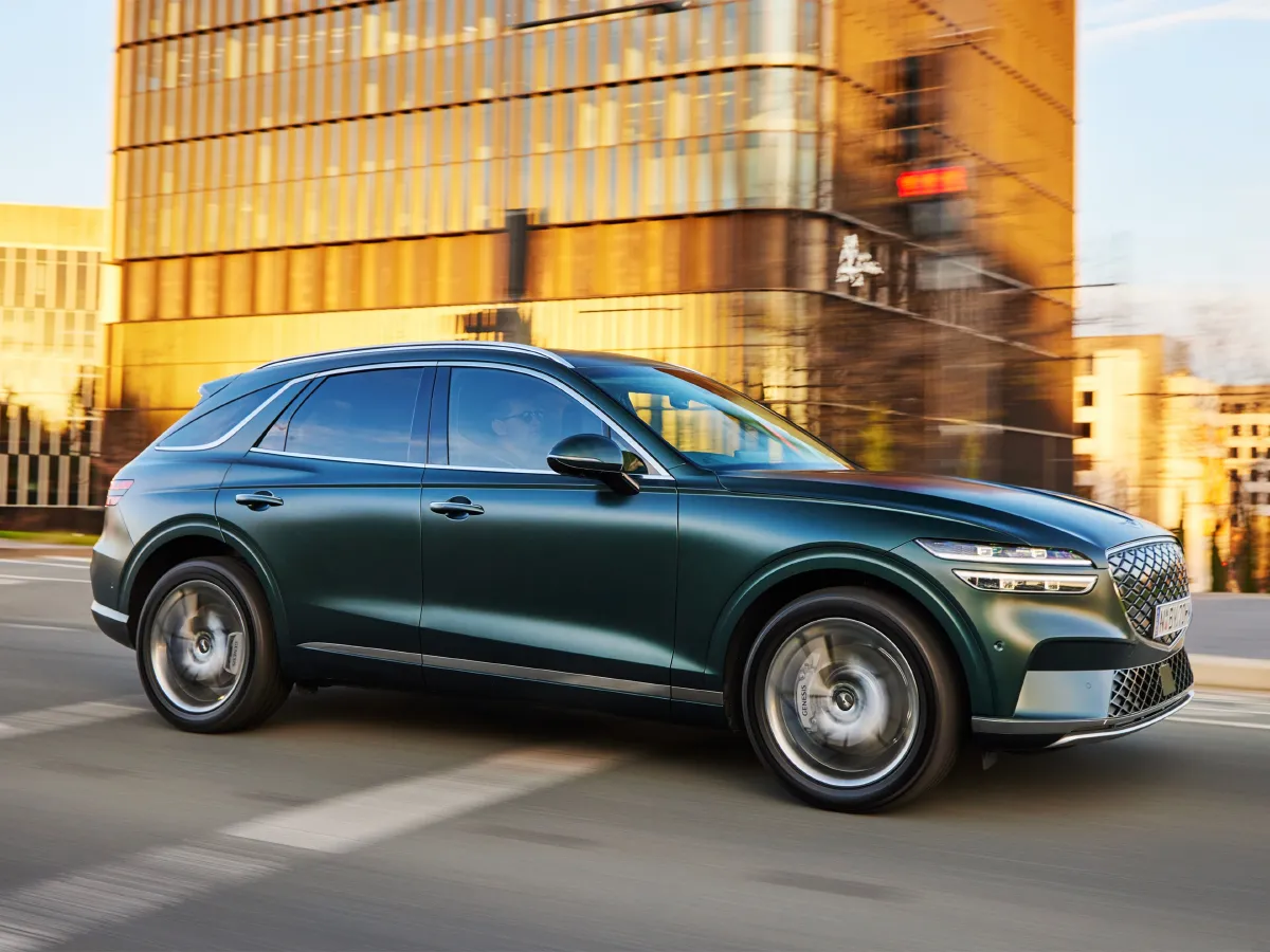 Genesis GV70,autocango,china used car exporter,china ev exporter,chinese used car exporter,chinese used ev exporter